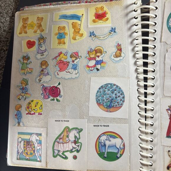 HUGE Vtg 1980s Sticker Album Lot 400+ SCRATCH N SNIFF Puffy Mello Smellos Rare I - Picture 13 of 16
